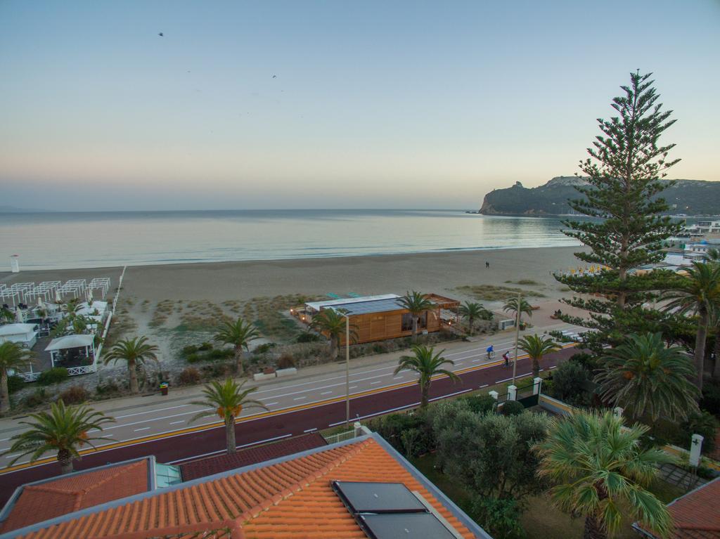 Hotel La Villa Del Mare Cagliari Exterior photo